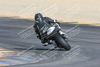 media/Dec-05-2024-Racers Edge (Thu) [[e102e0690b]]/3-B Group/Session 1 Turn 8 Backside/